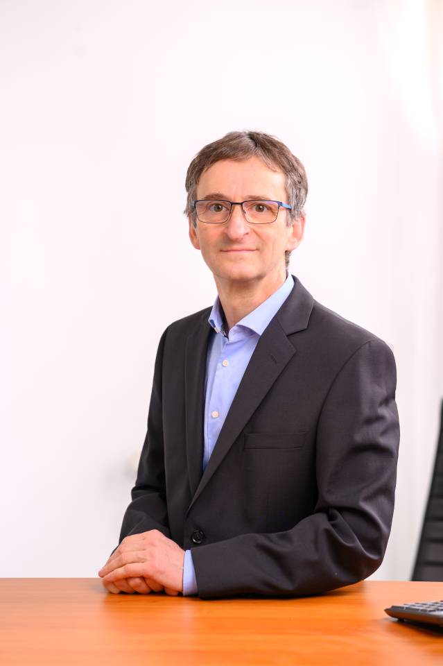 Dr. -Medic (Univ. Neumarkt) Claudio A. Graur
